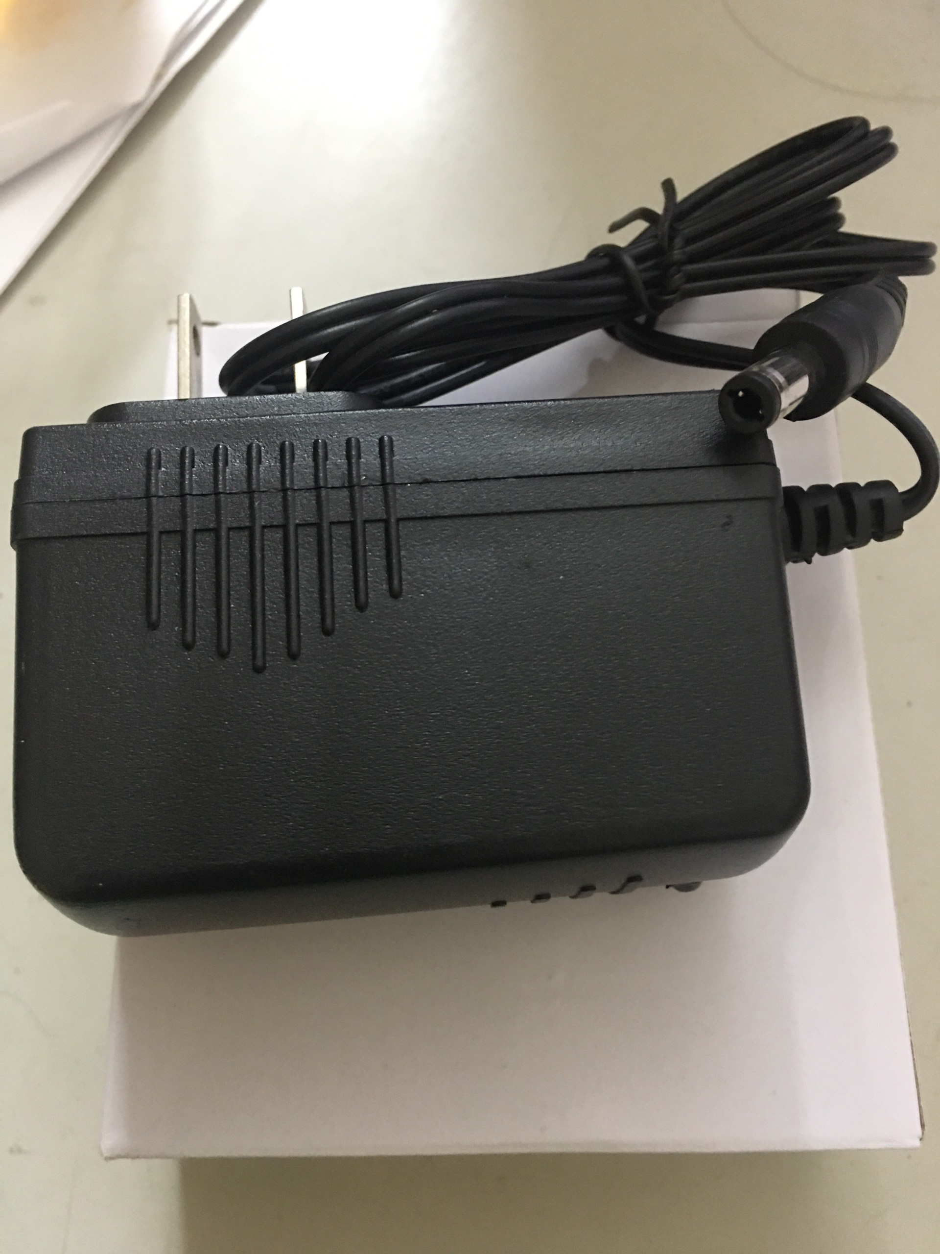 Nguồn điện từ 2A/12 volt chuyên dành cho camera quan sát