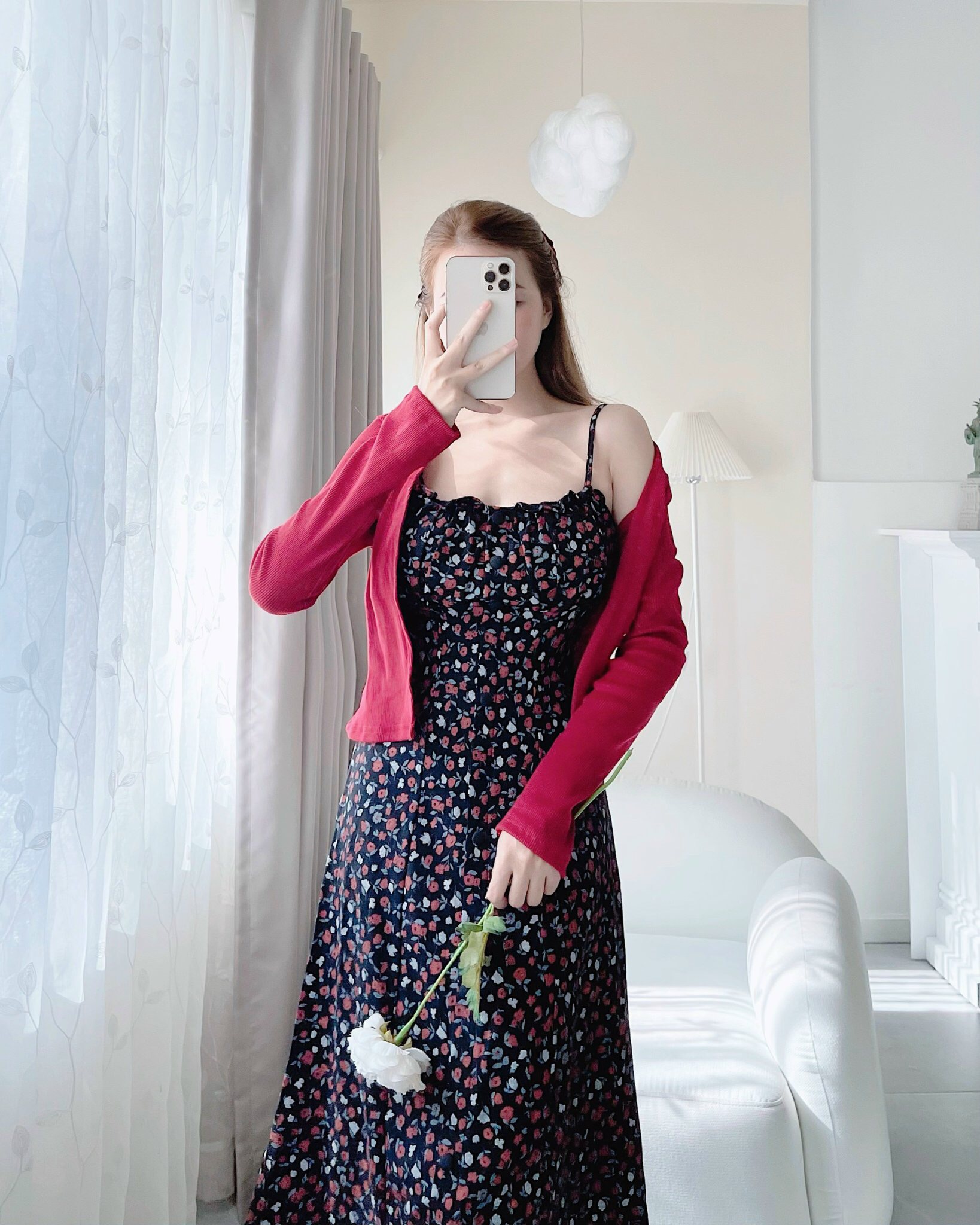 Set đầm 2 dây hoa nhí vai nơ kèm áo khoác cardigan đỏ