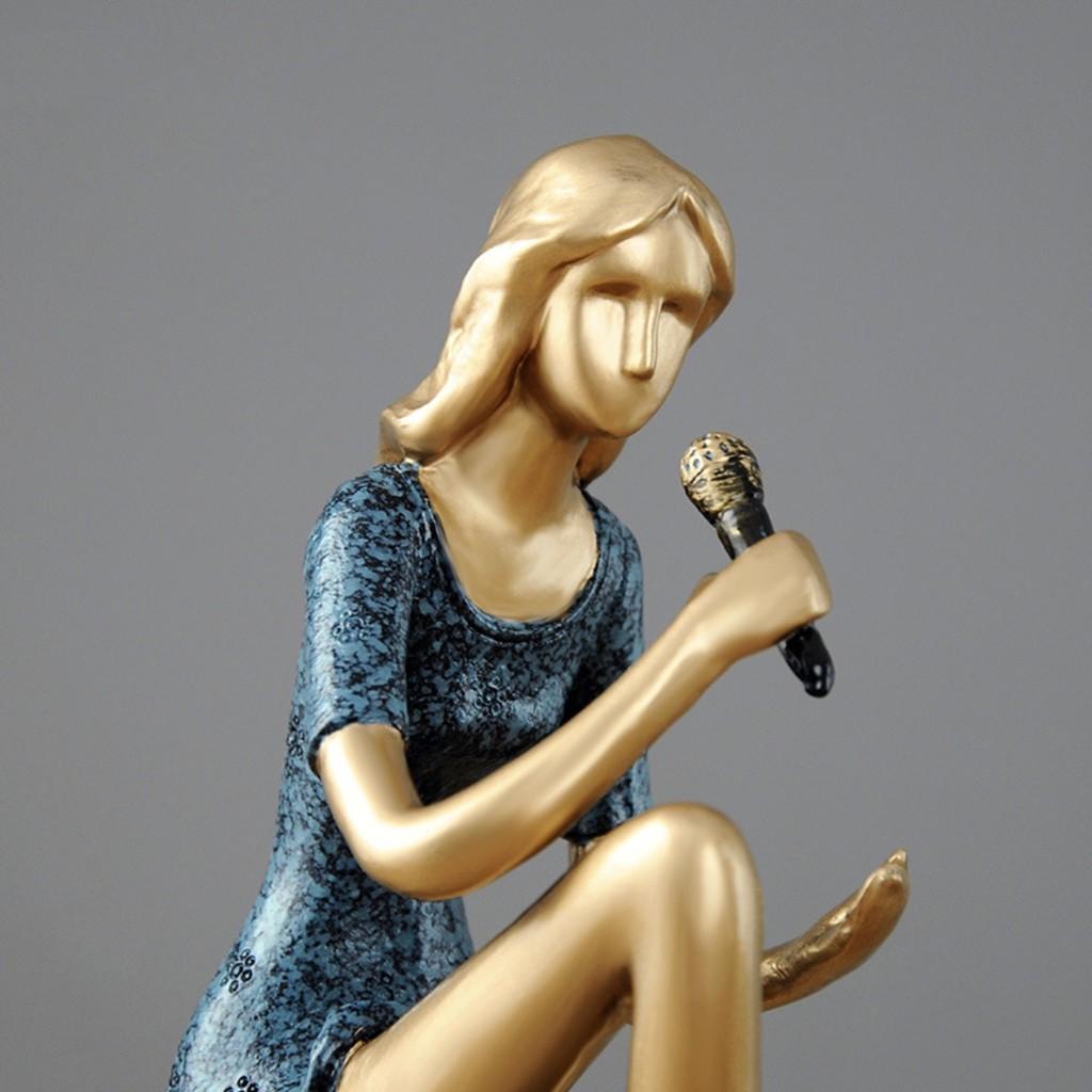 BỘ 2 TƯỢNG NGHỆ NHÂN HÁT VÀ ĐÀN GIRLS BAND - hàng cao cấp