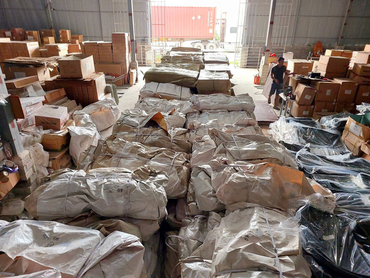 Thảm lót cốp (qd)xe ô tô Mazad 3 2020- 2024 nhãn hiệu Macsim chất liệu TPV cao cấp màu đen