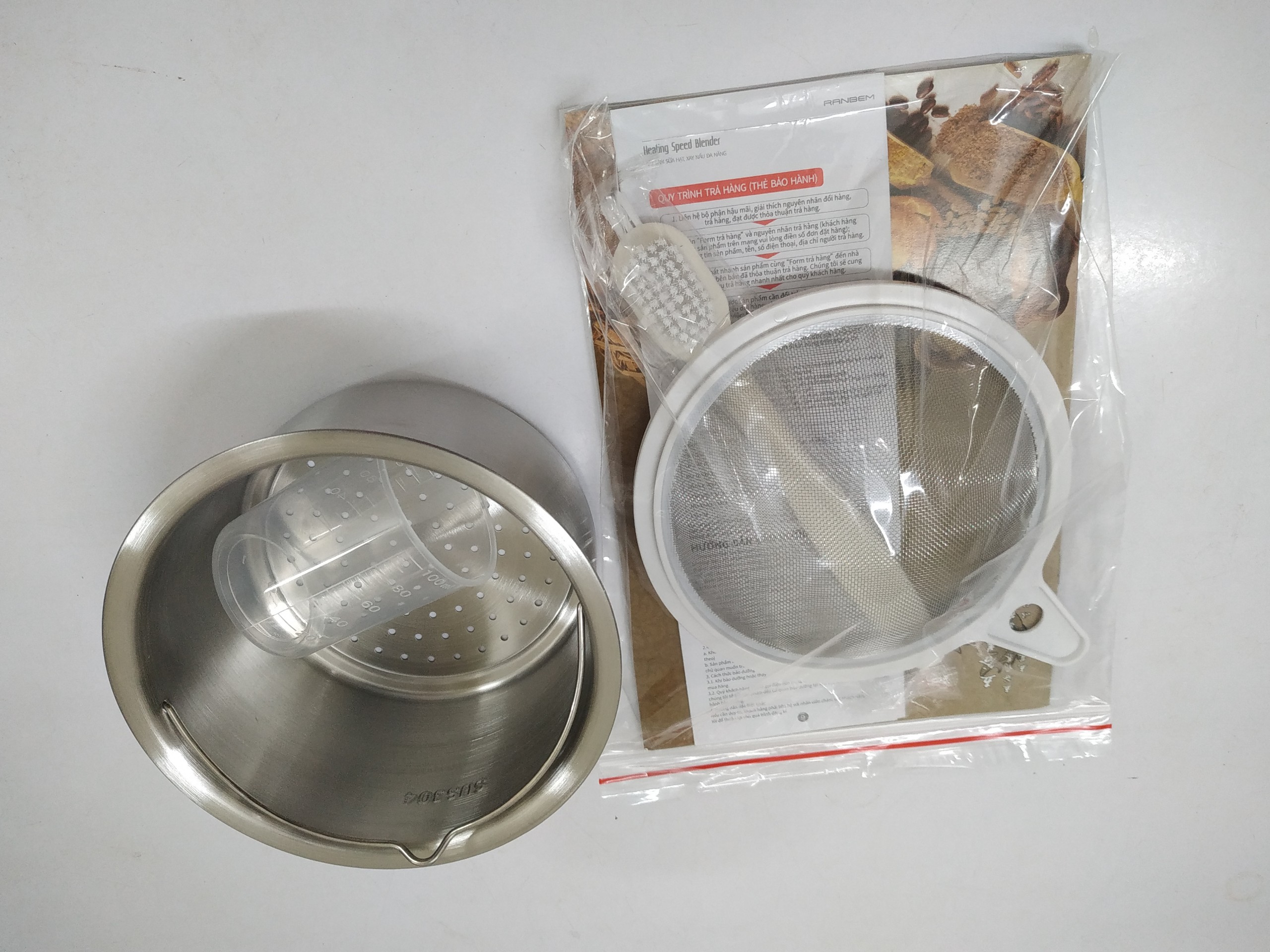 Máy làm sữa hạt đa năng Ranbem 735i nắp inox - Hàng nhập khẩu