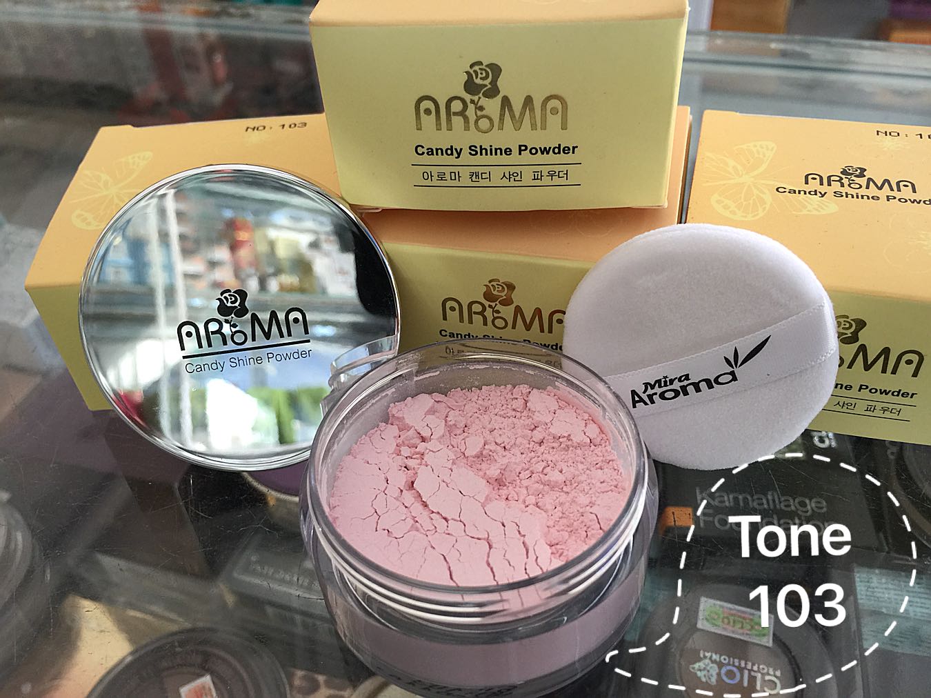 Phấn phủ bột kiềm dầu Aroma Candy Shine Powder Hàn Quốc 10g No.103 Da trắng hồng tặng kèm móc khoá