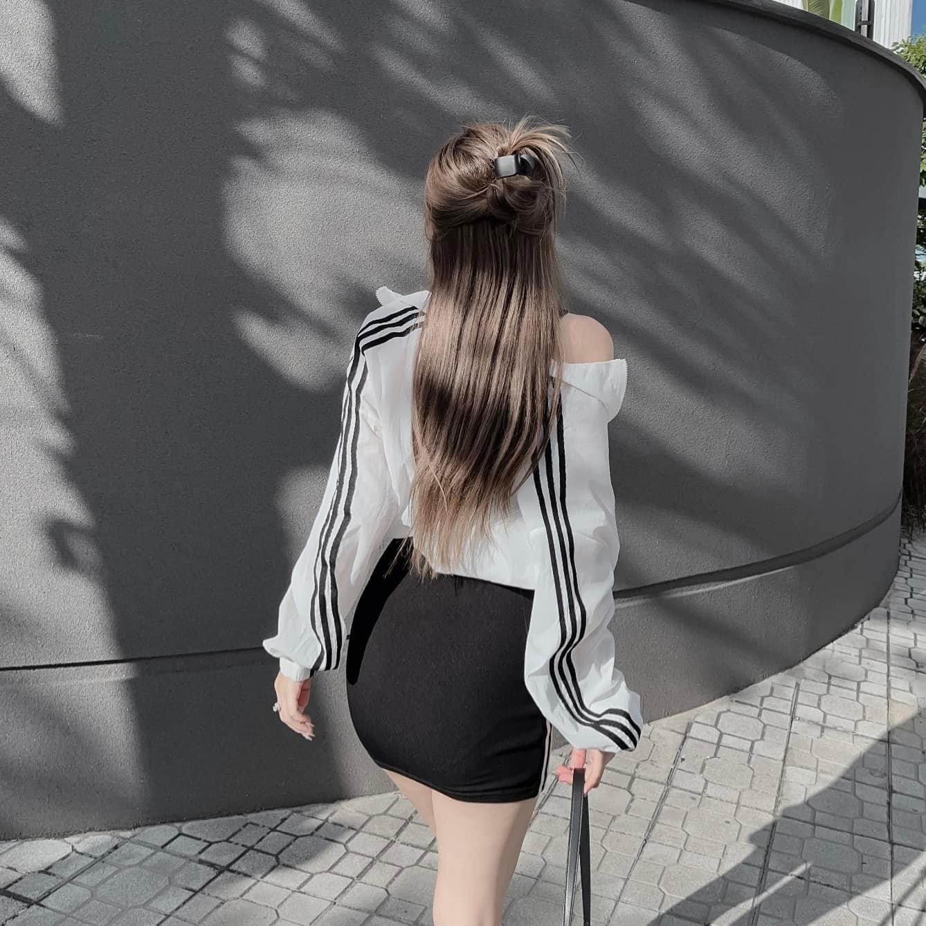 SET ĐI CHƠI, SET 2 MÓN ĐẦM ÔM BODY PHỐI ÁO KHOÁC GIÓ CỰC HOT