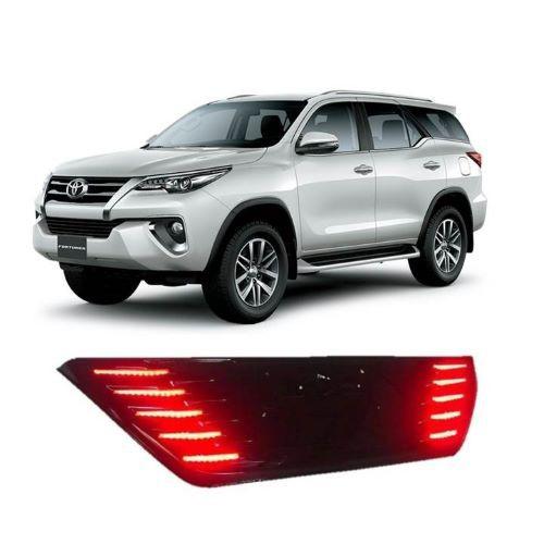 ỐP BIỂN SỐ DÀNH CHO XE TOYOTA FORTUNER 2019 CÓ ĐÈN LED