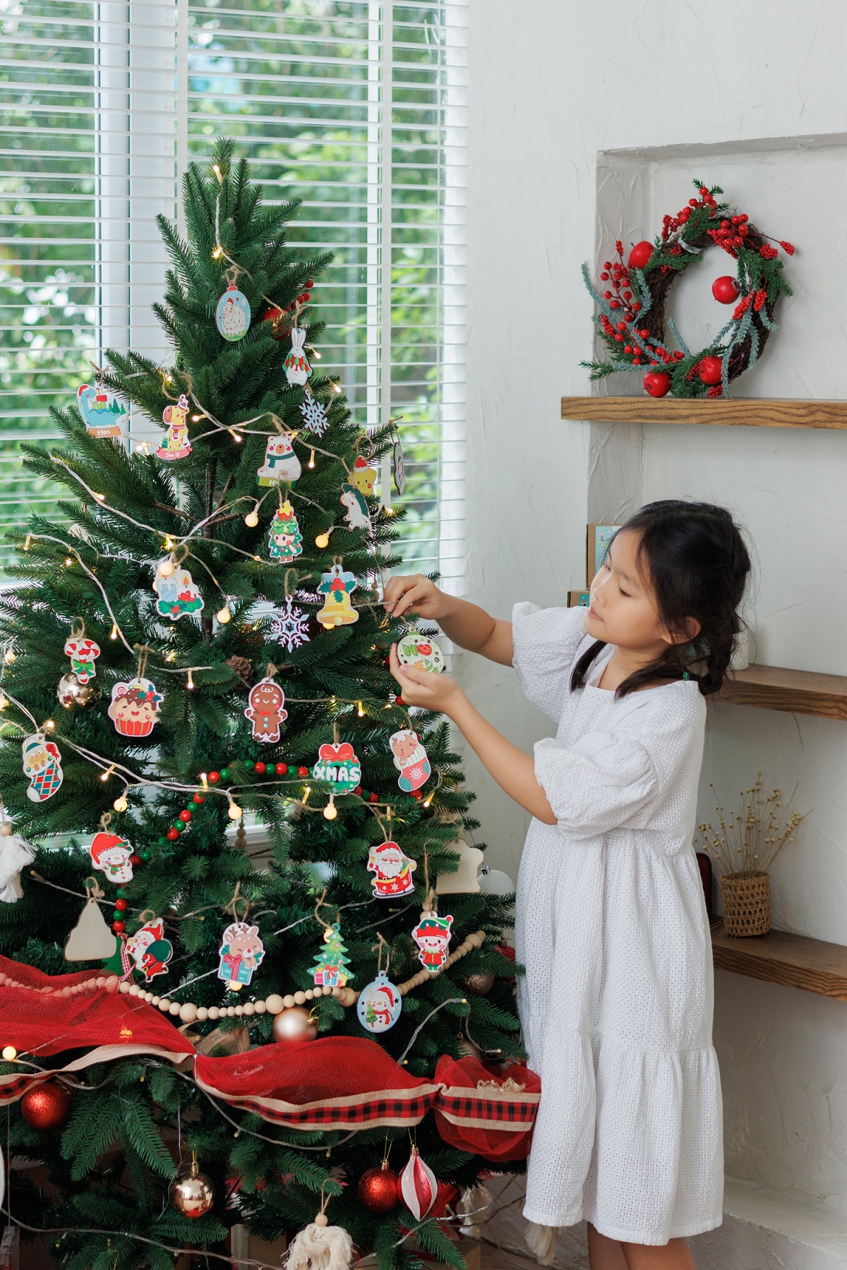 Đồ Chơi Tô Màu Gỗ Noel LalaXmas - Bộ Kit DIY Tự Vẽ và Làm Đồ Trang Trí Giáng Sinh - Lalala Baby