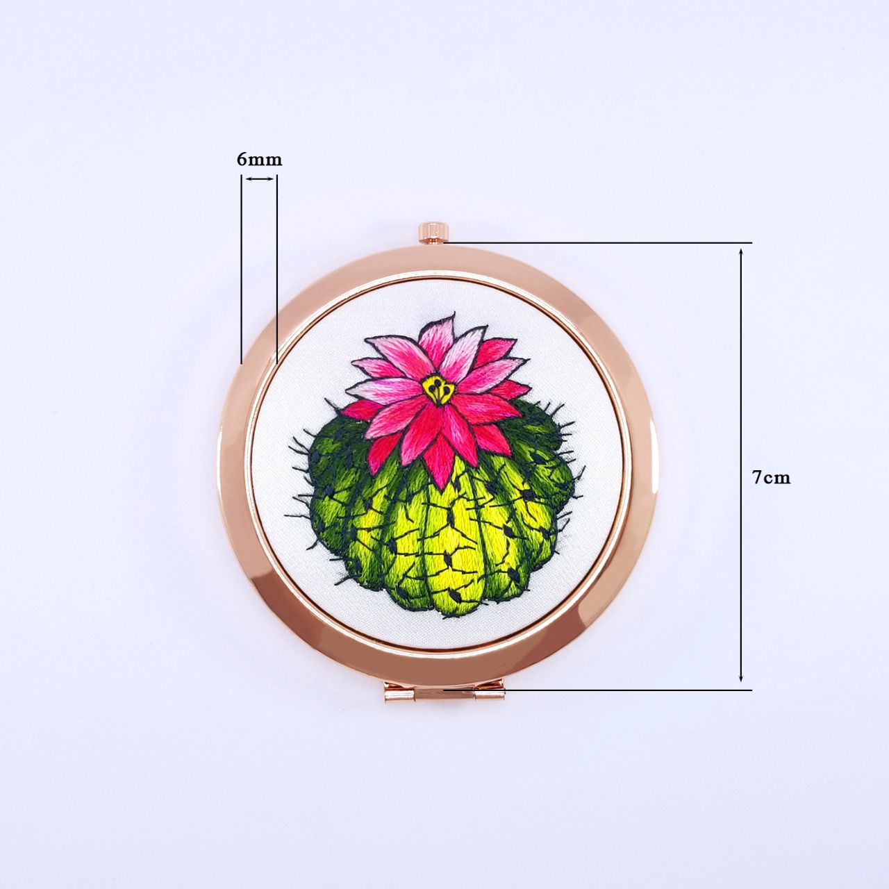 Gương Thêu Tay, Gương Trang Điểm Mini - Họa Tiết Thêu Cây Xương Rồng - Thiết Kế Gương Nhỏ Gọn Vừa Tay Cầm - Món Quà Dành Riêng Cho Các Bạn Gái Xinh Đẹp
