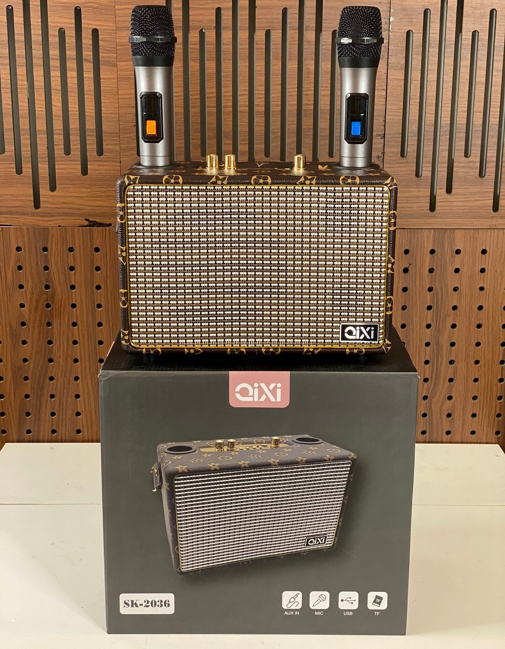 Loa Bluetooth Karaoke QIXI SK-2036 , Tặng Kèm 2 Micro Không Dây Cao Cấp , Hát Karaoke Nghe Nhạc Bass mạnh -Hàng Chính Hãng