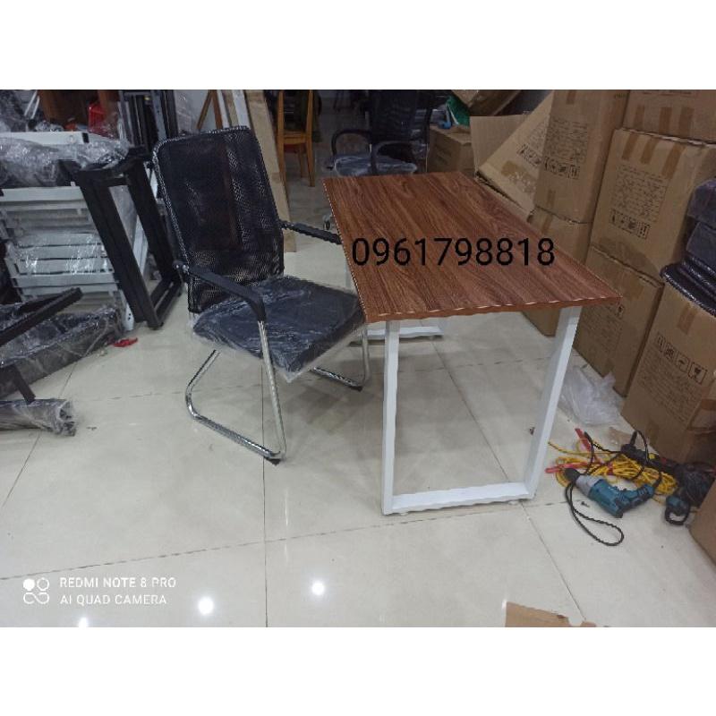 Bàn Làm Việc Chân U +Ghế quỳ 4001