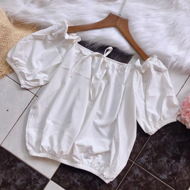 Áo croptop trễ vai