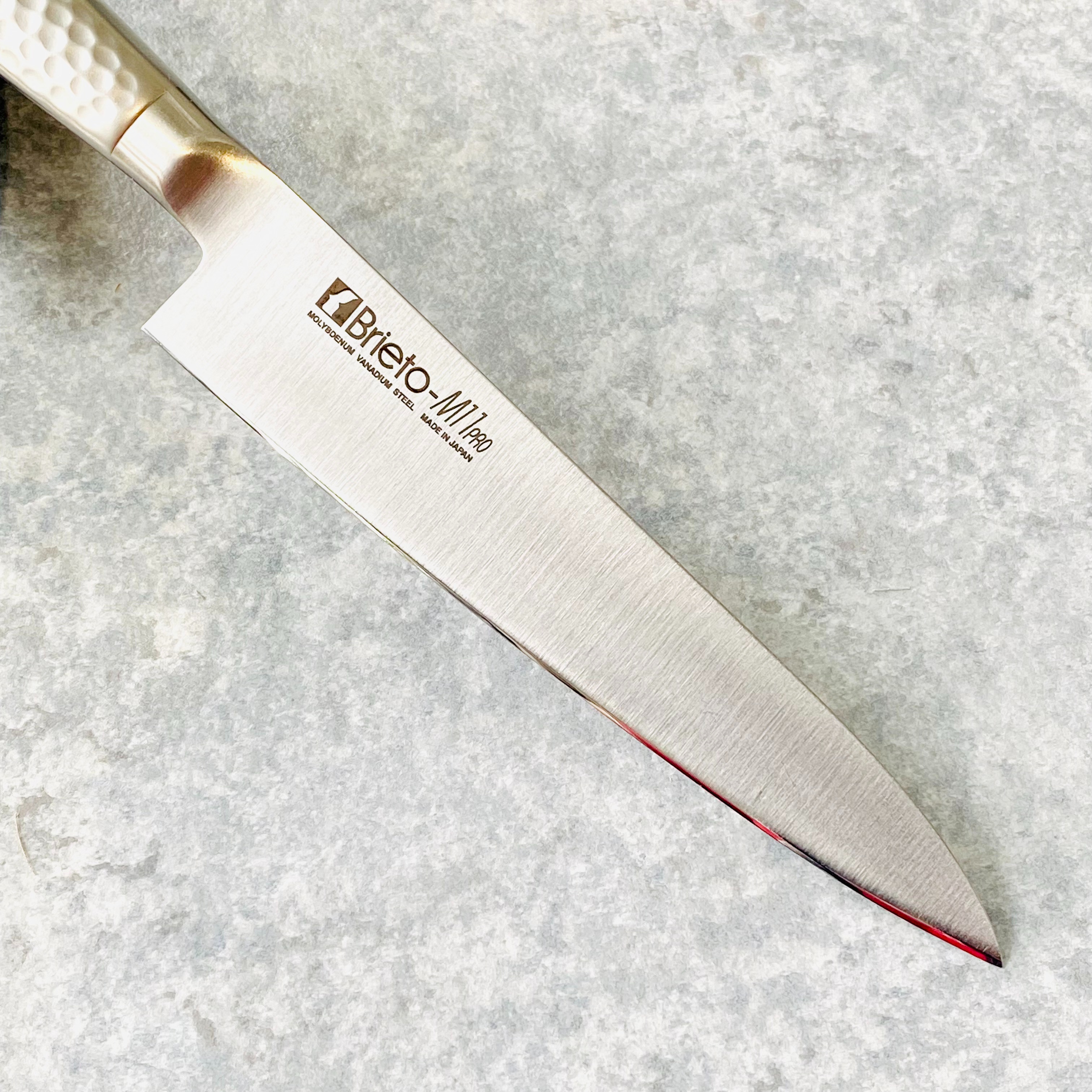 Dao Bếp Nhật Bản Cao Cấp KATAOKA Brieto M11Pro: M-1106 Guyto 180mm / M-1107 Petty 150mm - Made In Japan Tsubame Sanjo