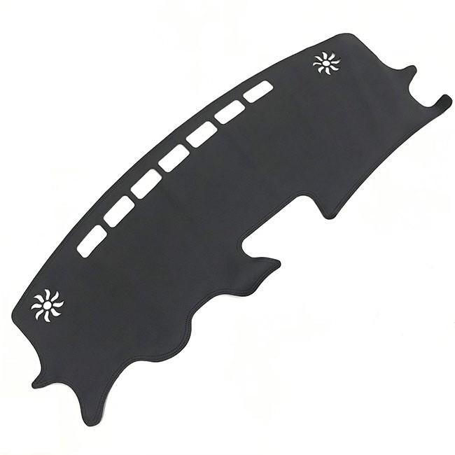 Thảm Taplo da vân carbon dành cho xe Mazda 3 2014 - 2023