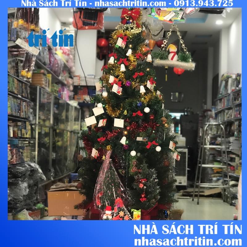 Cây thông noel 1,5M full phụ kiện