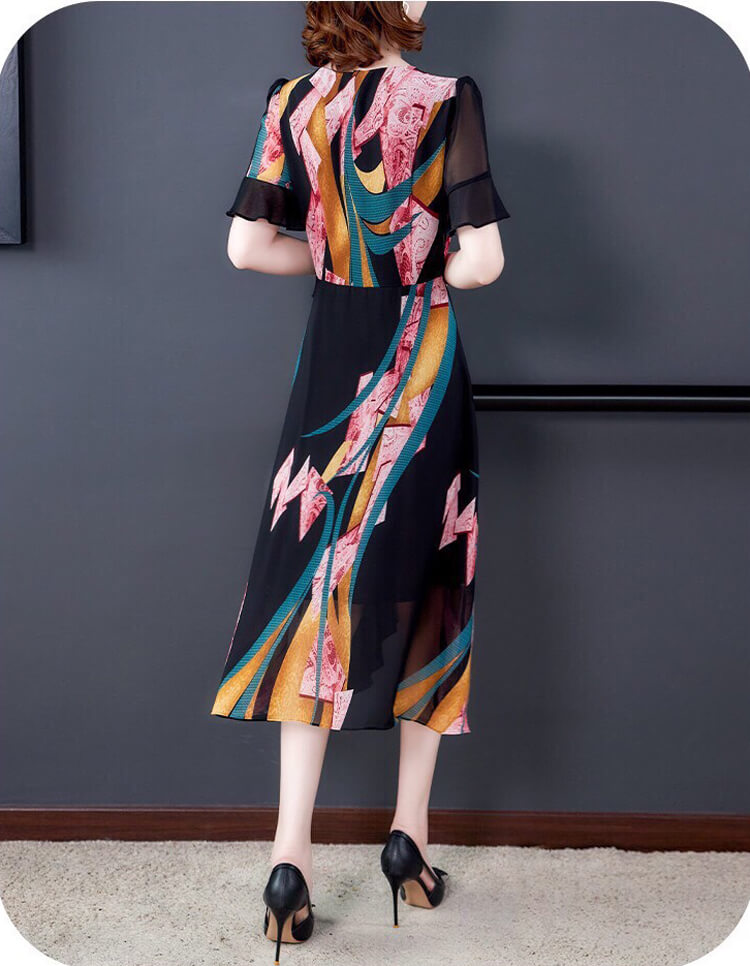 Đầm Xoè Phối Màu Xẻ Tà Sang Trọng