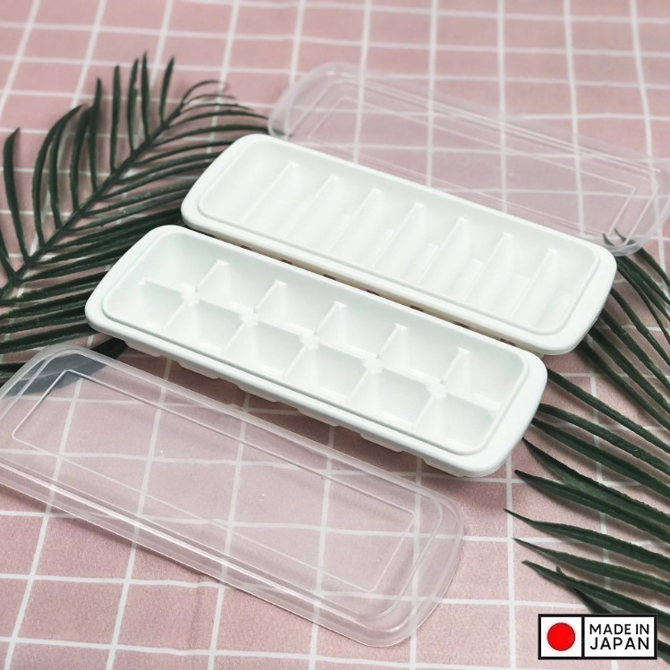 Combo 2 khay làm đá 12 viên có nắp Inomata 