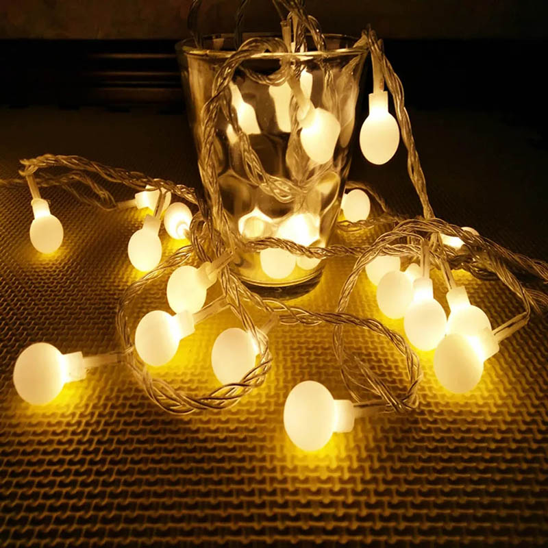 Dây đèn trang trí bóng tròn ping pong lớn 4cm trang trí kích thước 5m 20 led cắm điiện