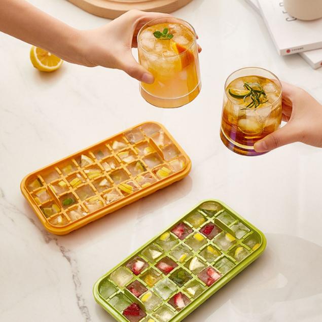Khay làm đá, làm thạch thông minh 64 viên dạng nhấn kèm xẻng xúc đá tiện dụng chất lượng cao