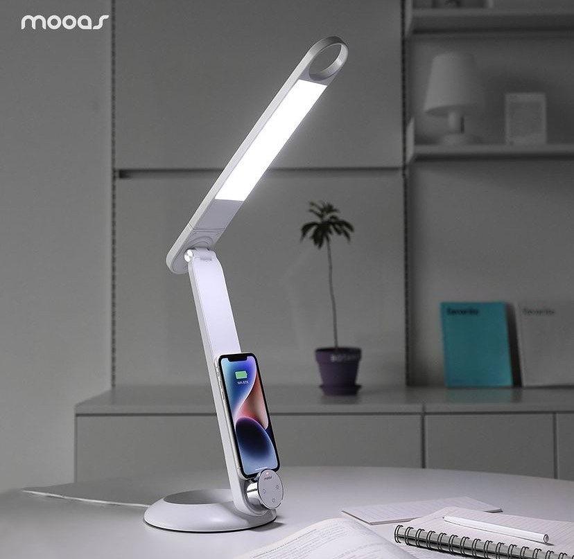 Đèn chống cận kiêm sạc không dây Mooas - Hàn Quốc  Hàng chính hãng