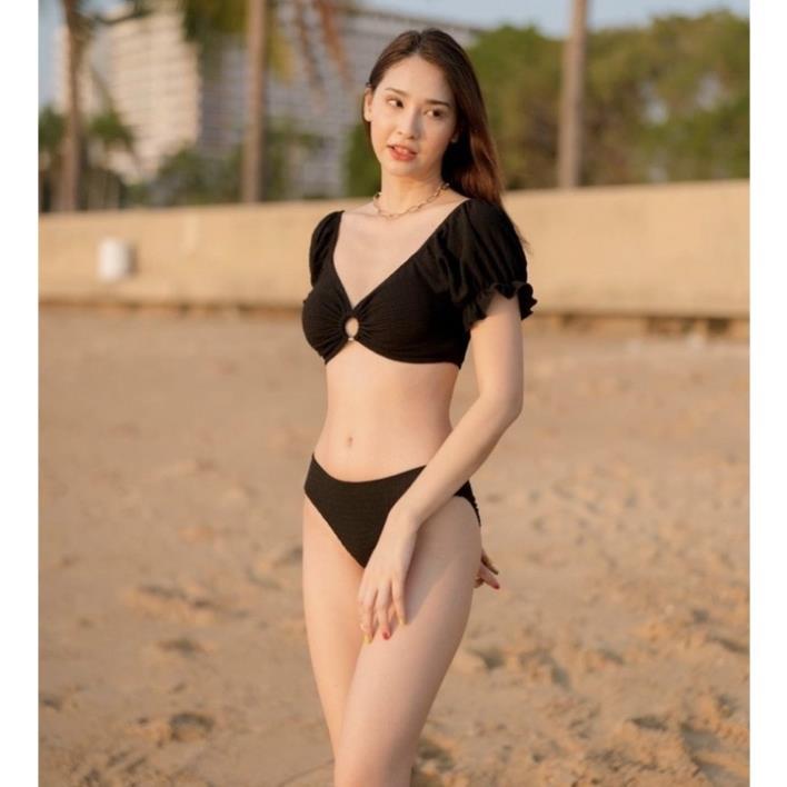 Set bikini xốp 3 món trắng đen, đồ bơi nữ áo + quần chip + chân váy dài xẻ đùi, bộ đi biển du lịch quyến rũ gợi cảm sexy