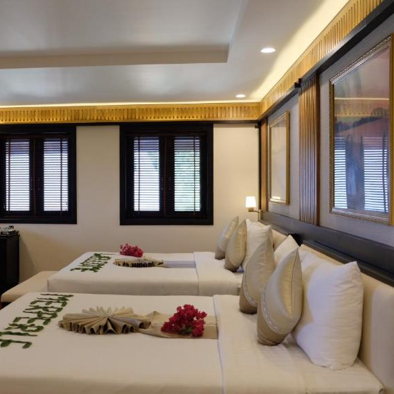 Gói 2N1Đ Tại Merperle Hòn Tằm Resort 5* - Ăn Ba Bữa. Miễn Phí Vé Khu Vui Chơi Sparkling Waves. Tặng Vé Tắm Bùn Dành Cho 02 Khách.