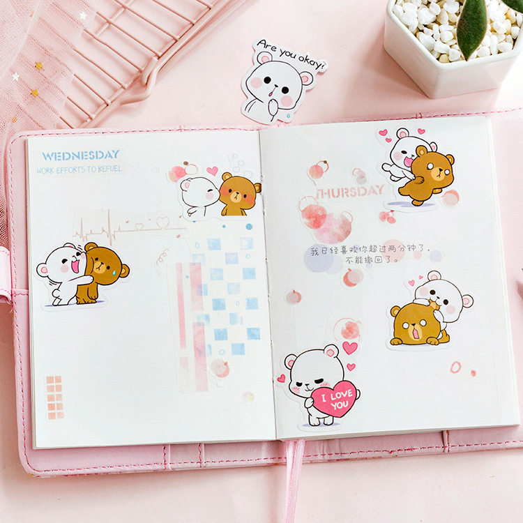 Sticker chủ đề Gấu Con Hug Hug - Hộp 45 miếng dán trang trí sổ tay Bullet Journal - M222