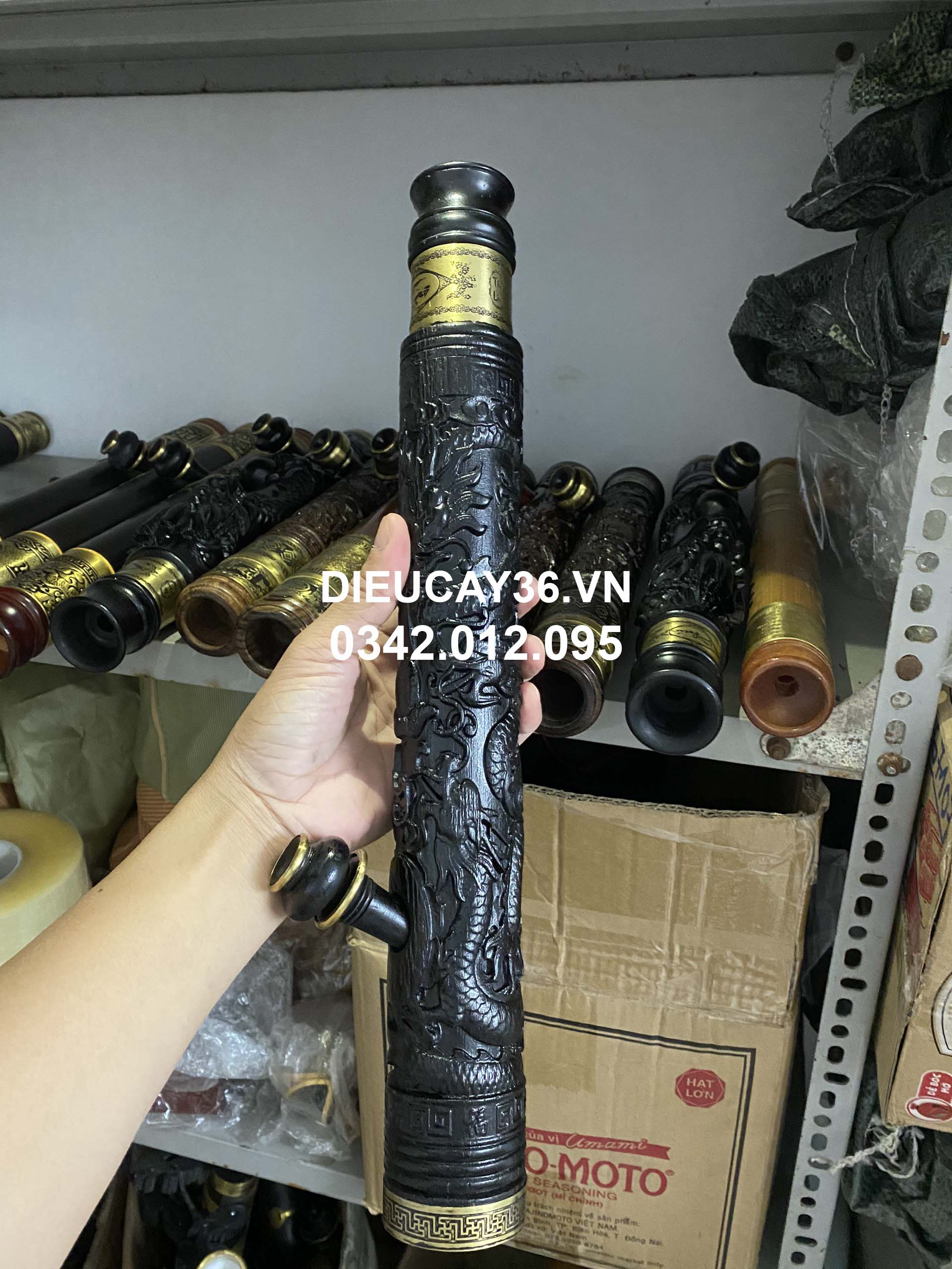 Điếu Cày Gỗ Mun Đen Mini 40Cm Rút 60cm Chống Đổ Nước Khắc Rồng