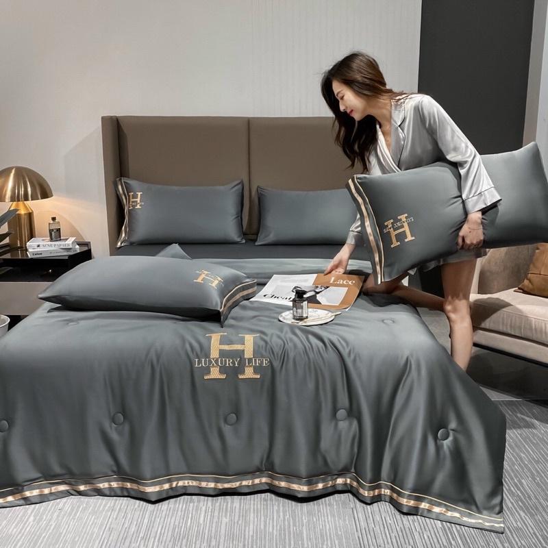 Bộ chăn trần hè ga gối phi lụa thêu chữ H-LUXURY Life sang trọng,mềm mịn