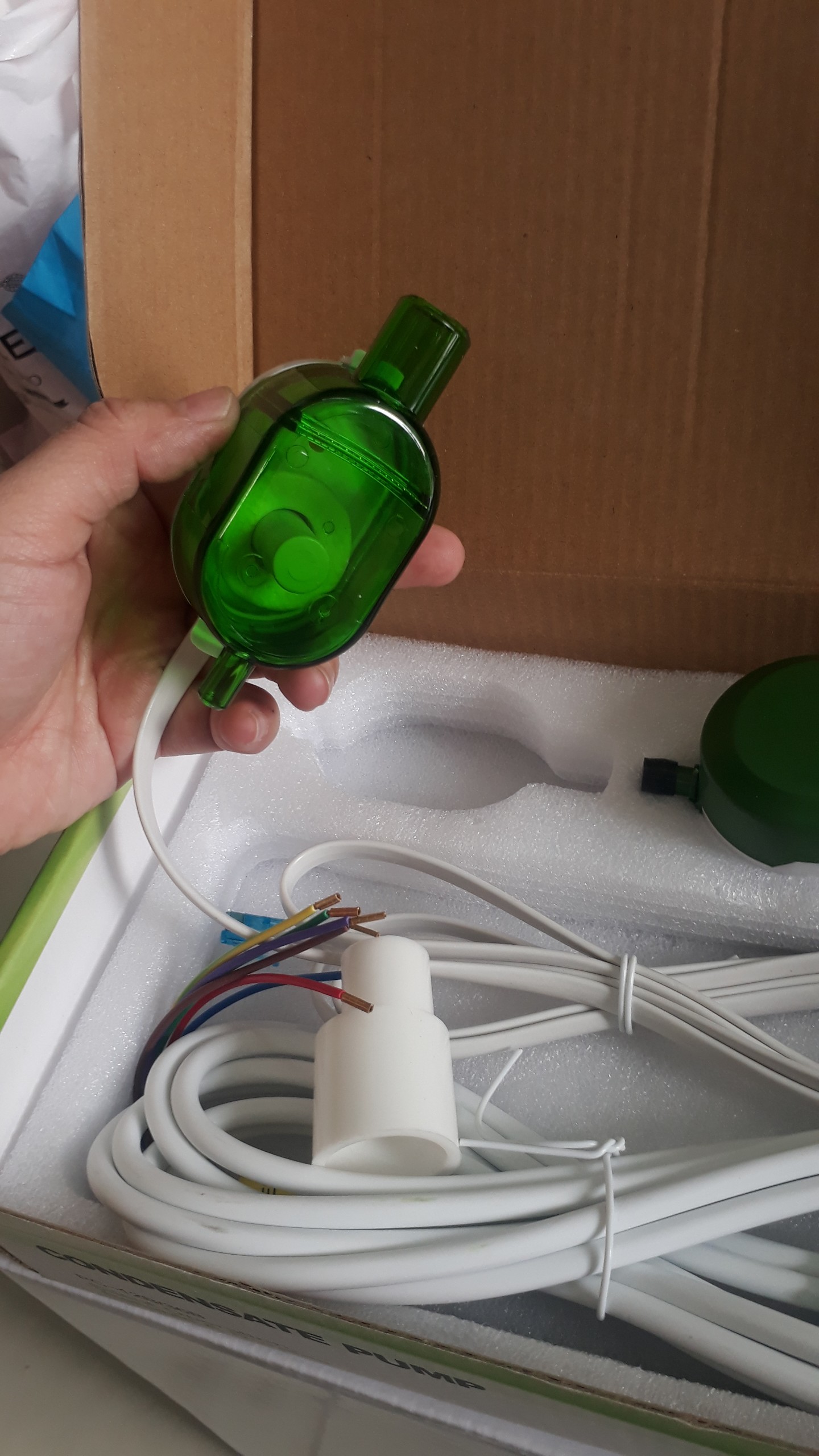 BƠM NƯỚC NGƯNG ĐIỀU HÒA PC-12B