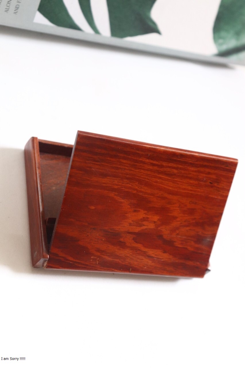 Hộp gỗ đựng danh thiếp  gỗ quý màu đỏ