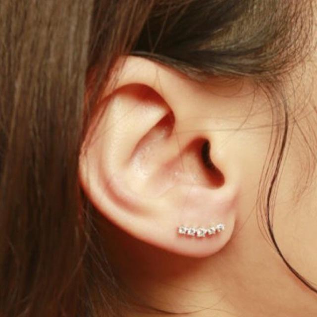 Khuyên dải 5 đá không chốt S925 LANN