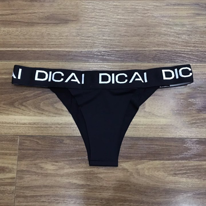 Quần Lót Nữ Tam Giác Siêu Mỏng, Trong Suốt. Sexy, Siêu Đẹp, Thoáng Mát ! Cạp Chun In Chữ Dicai