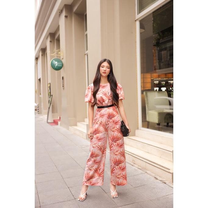 Jumpsuit nữ ống suông, tay loe, cổ thuyền, chất liệu cotton linen nhẹ mát CLARA MARE JUM4003
