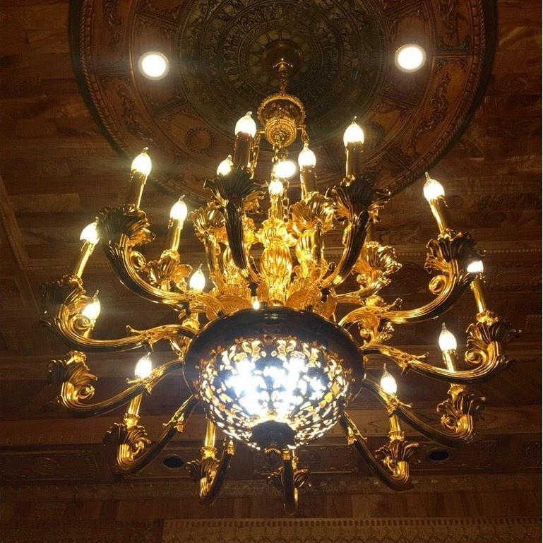 Đèn chùm phong cách sang trọng, đẳng cấp trâng trí nội thất hiện đại - kèm bóng LED chuyên dụng.