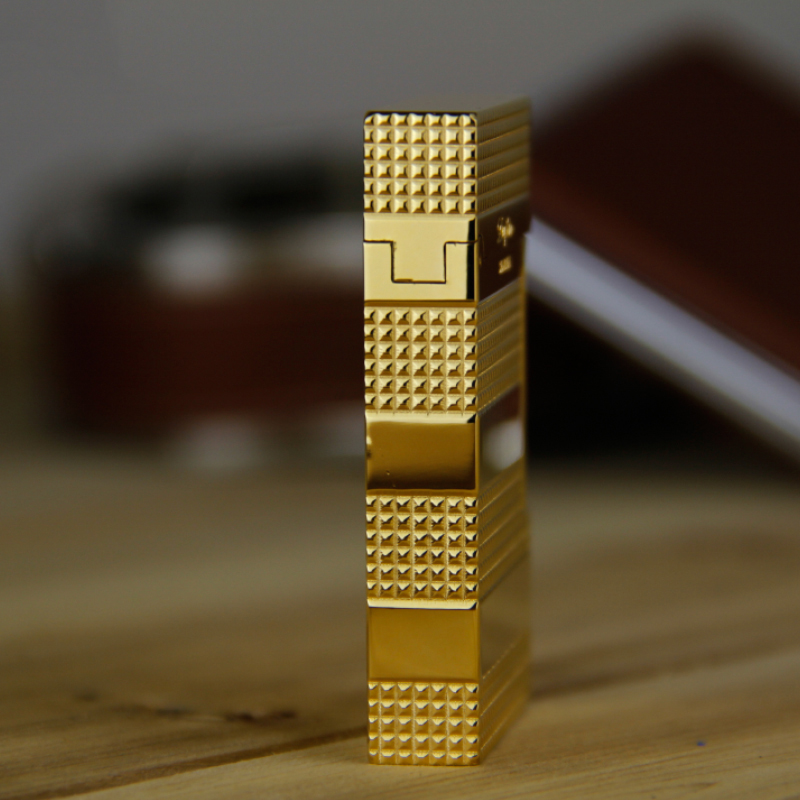 Vỏ Hột Quẹt Bật Lửa Upon D72V Sơn Mài Ánh Vàng Bóng Họa Tiết Ô Vuông Kẻ Ngang Cao Cấp