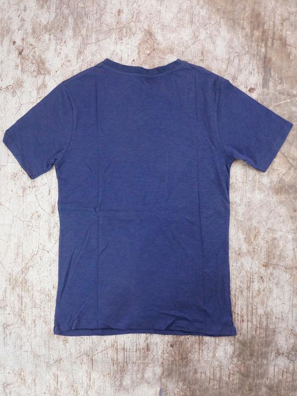 Áo Thun Nam Essential V-neck Tee - SIZE M,L