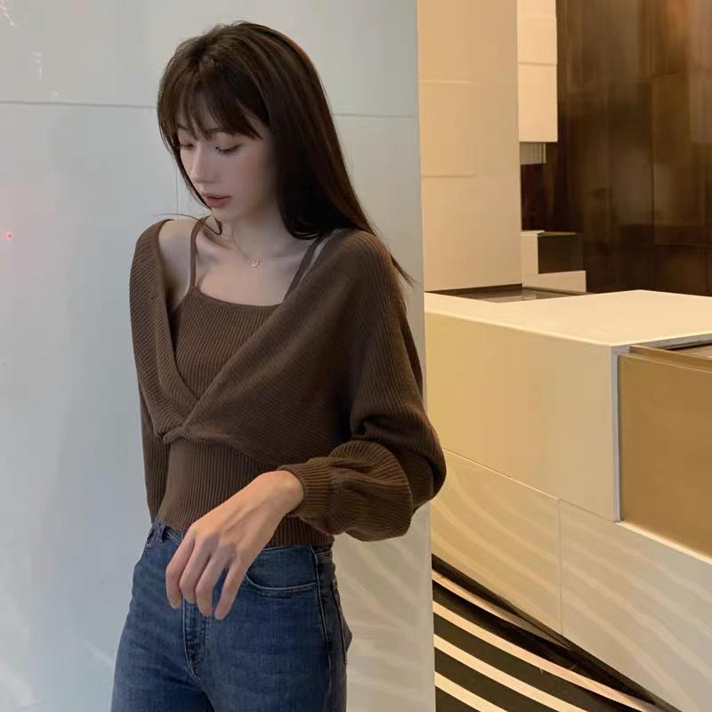 MS349 Áo len nữ 2 dây cánh dơi sang trọng