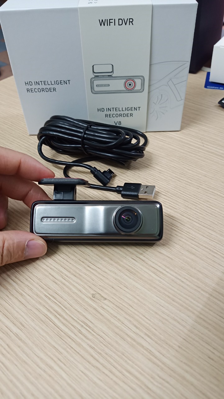 Camera hành trình V8 tích hợp xem trên màn Android và điện thoại tốt nhất
