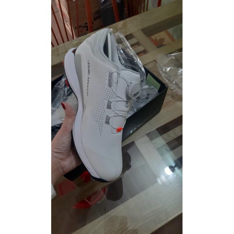 Giày golf Nam UNDER ARMOUR đế đinh-giá tốt