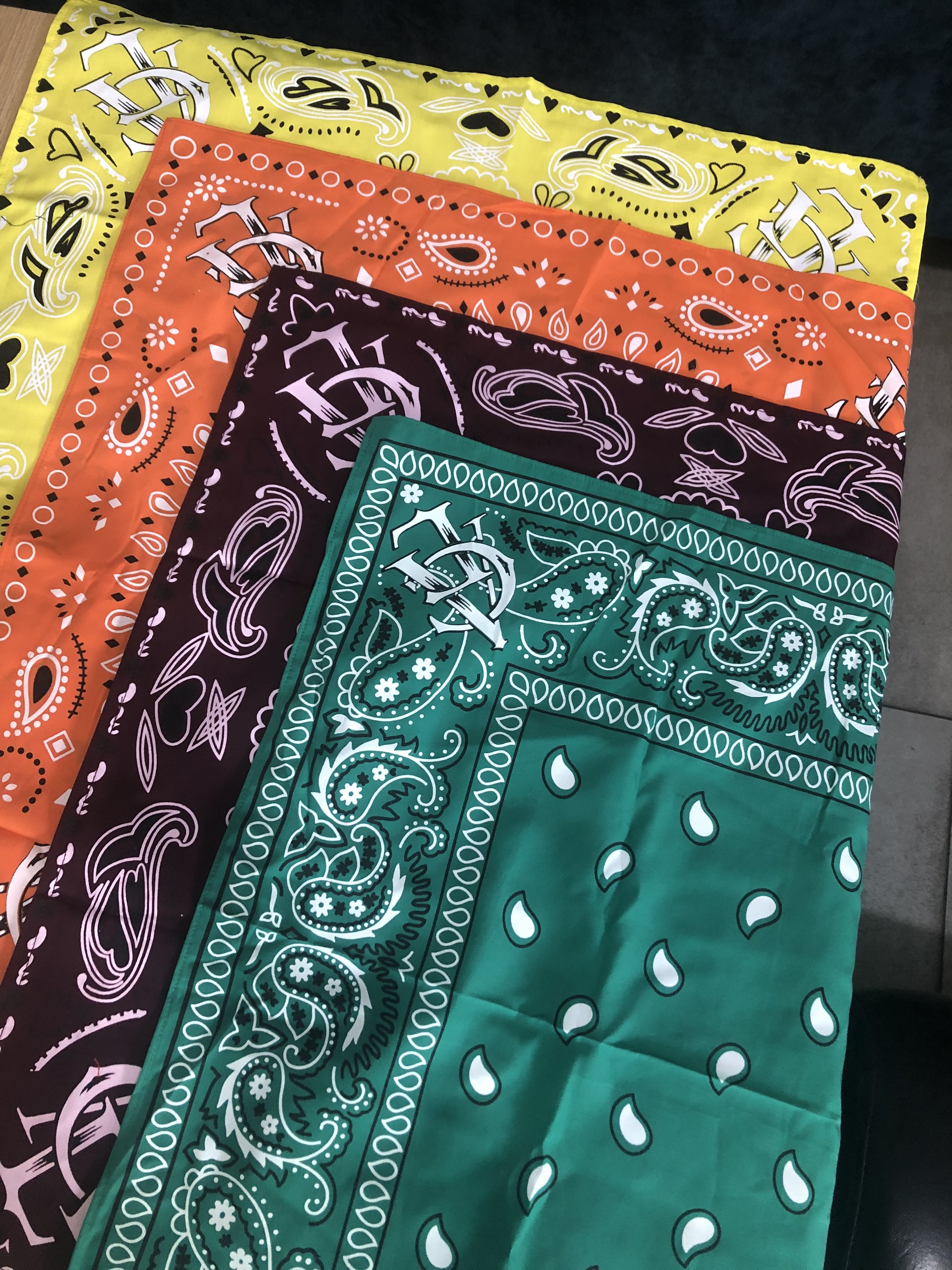 Khăn thời trang Bandana dành cho cả nam và nữ