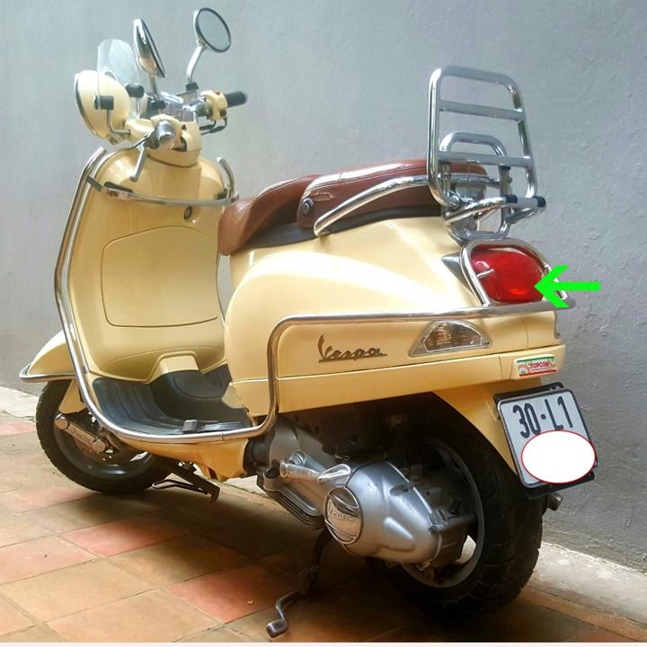 Nắp đèn hậu dành cho xe Vespa LX - A1026