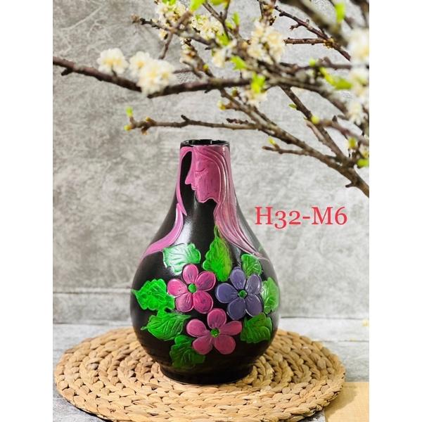 Các mẫu bình cắm hoa men mộc, họa tiết khắc vẽ thủ công. Gốm sứ Bát Tràng.