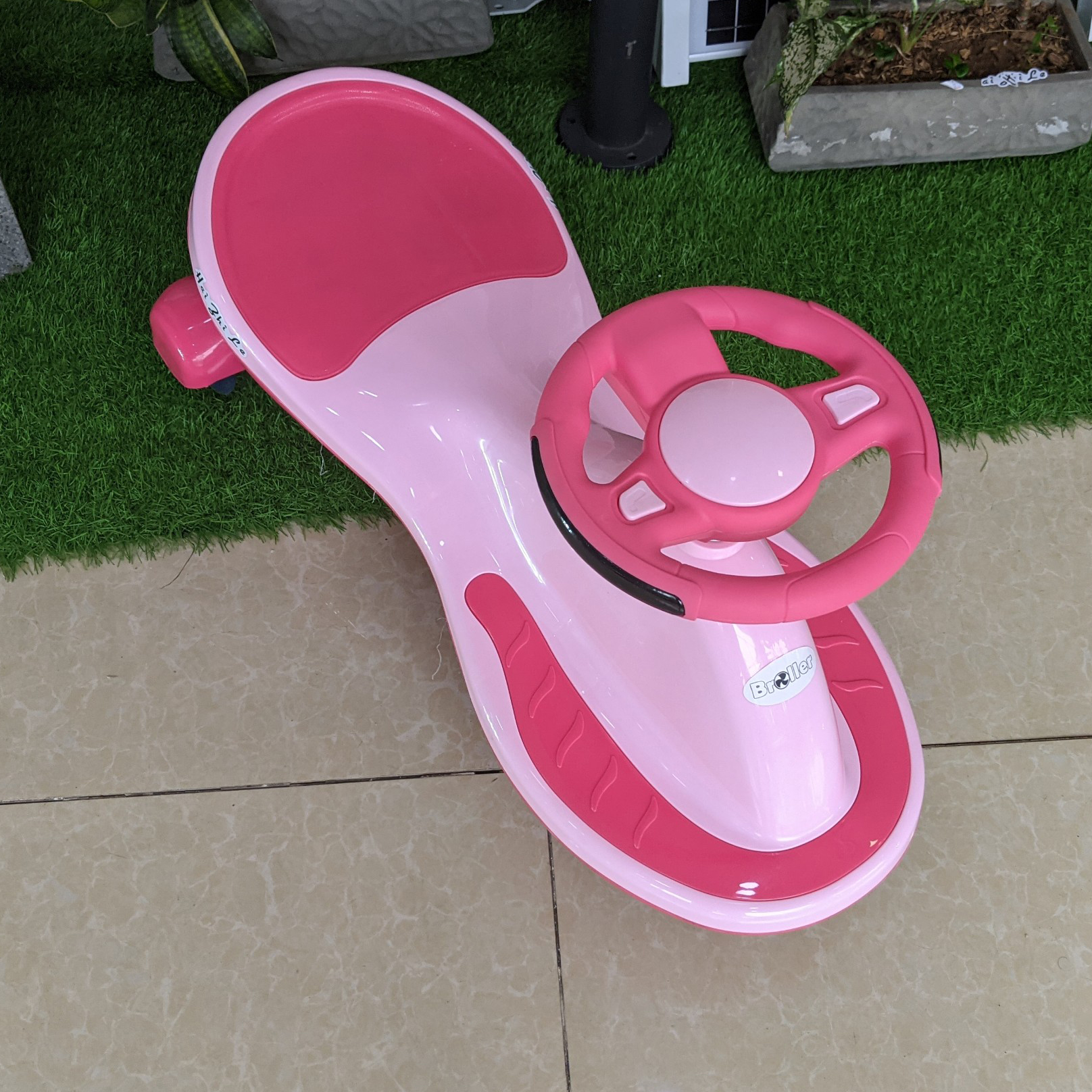 Xe lắc tay cho bé có nhạc BABY PLAZA HZL-929