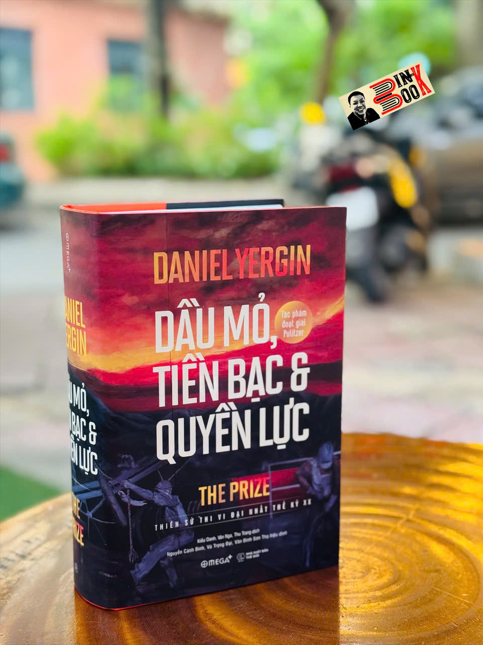 (Tác phẩm đoạt giải Pulitzer) DẦU MỎ, TIỀN BẠC VÀ  QUYỀN LỰC (Bìa cứng) – Daniel Yergin – Omega Plus – NXB Thế Giới