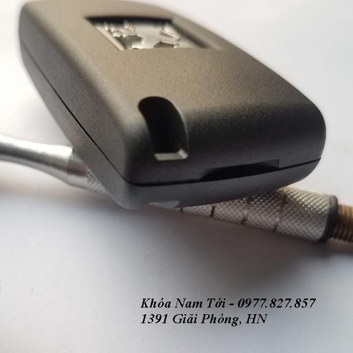 Vỏ chìa khóa xe ô tô Peugeot dạng gập