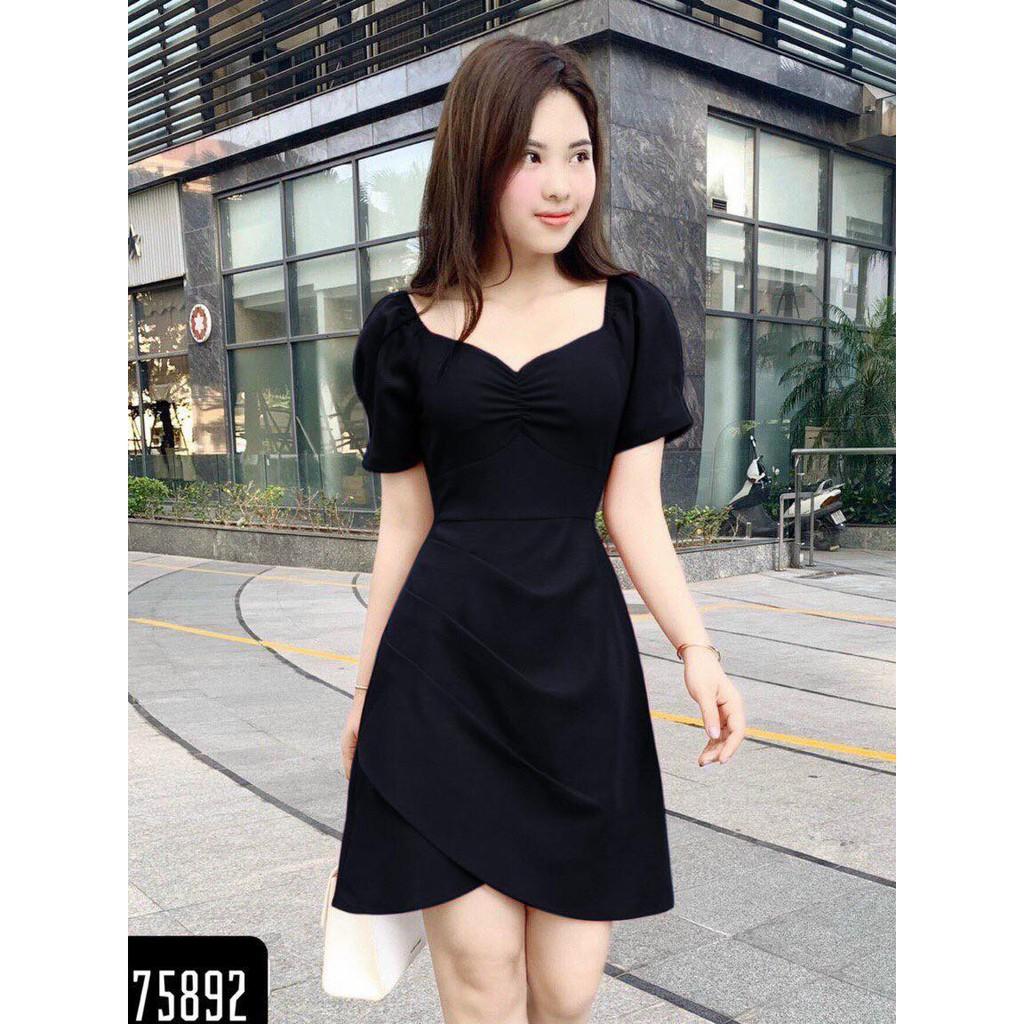 ĐẦM ÔM DỰ TIỆC NHÚN NGỰC SIÊU DỄ THƯƠNG