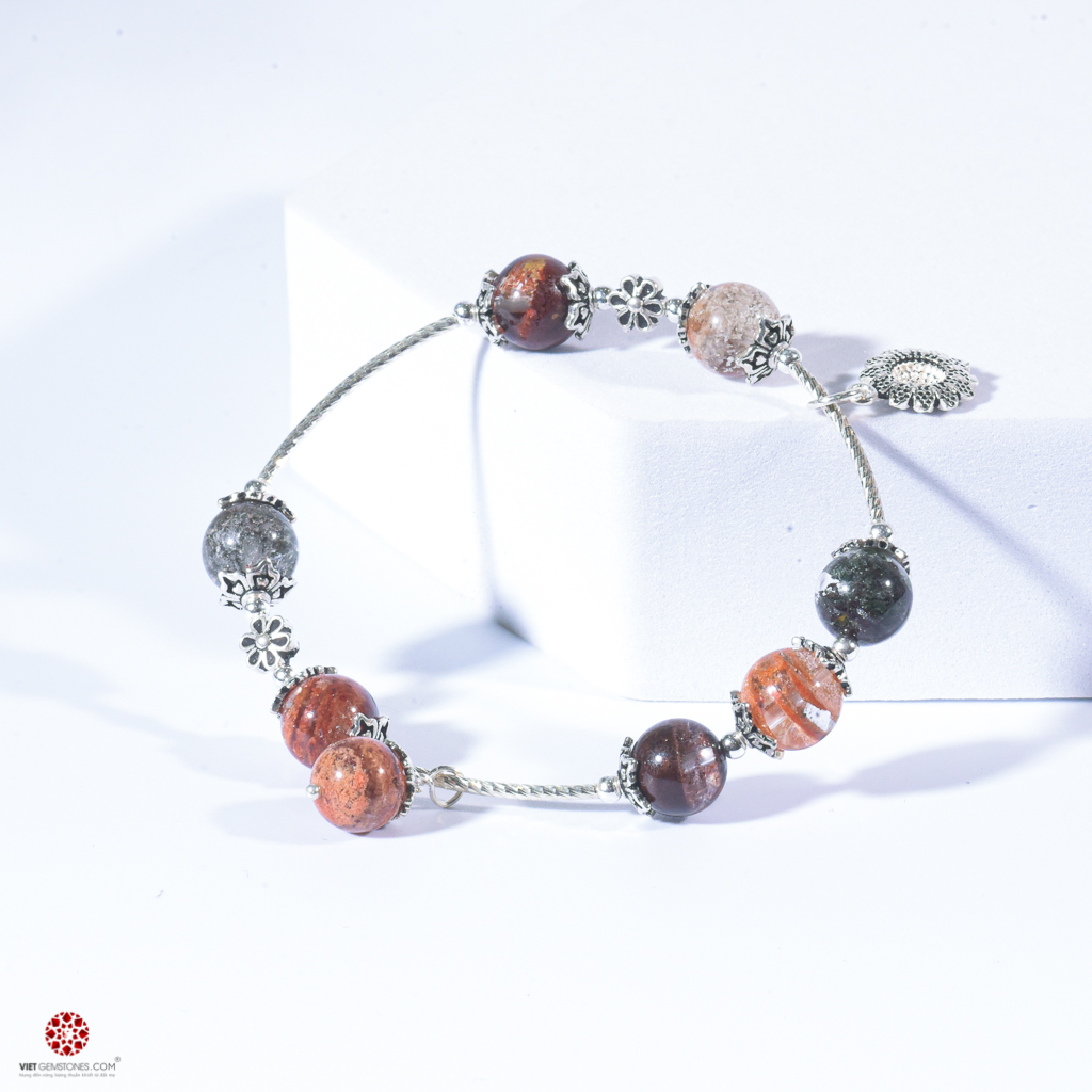 Lắc tay thạch anh ưu linh đa sắc phối charm bạc thái cao cấp 92.5% - Hỗ trợ tốt tất cả các mệnh | VietGemstones