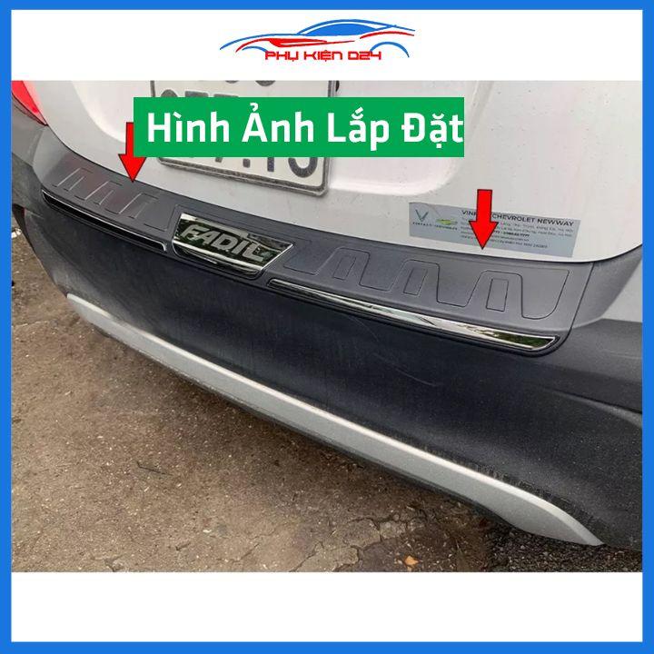 Ốp chống trầy cốp ngoài nhựa đen Fadil 2019-2020-2021-2022 dán cốp sau chống xước trang trí xe