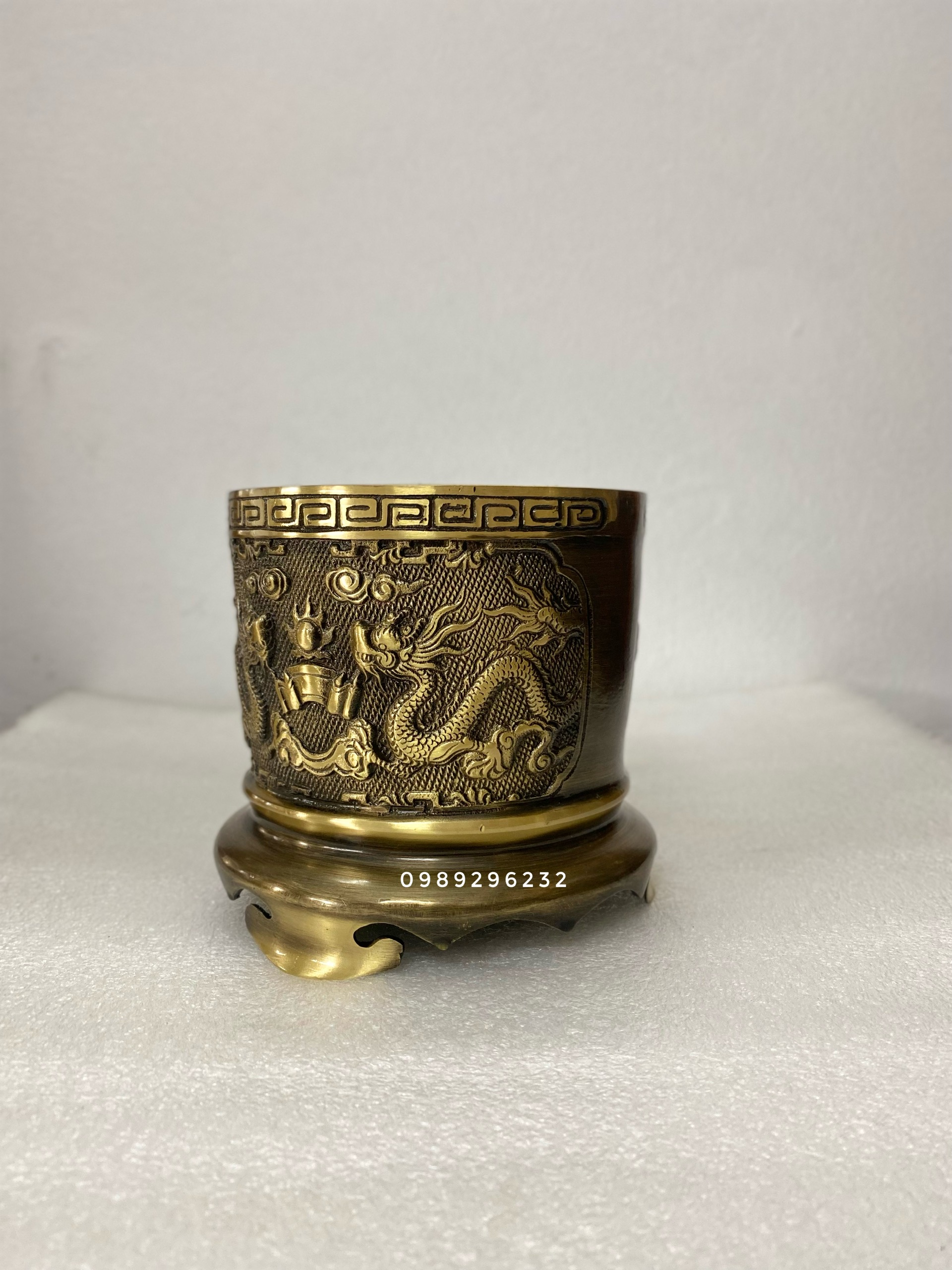 Lư hương , bát cắm nhang bằng đồng vàng hun 14cm