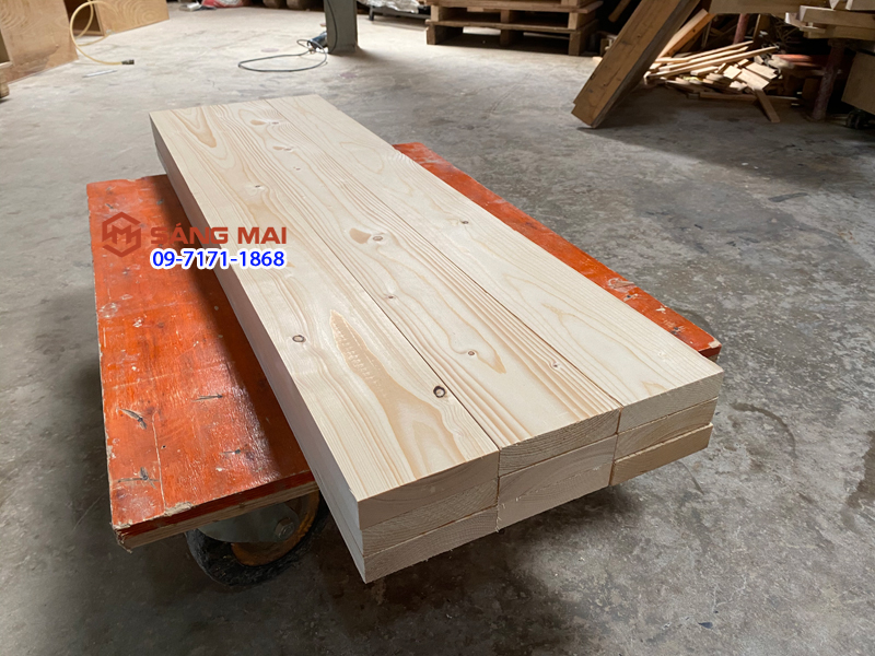 Thanh gỗ thông dày 3cm x rộng 12cm x dài 120cm + láng mịn 4 mặt