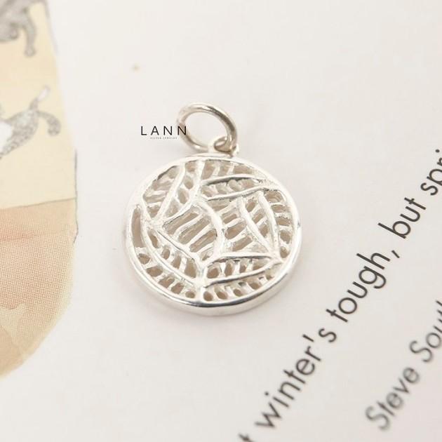 Charm hoạ tiết lá rỗng S925 LANN