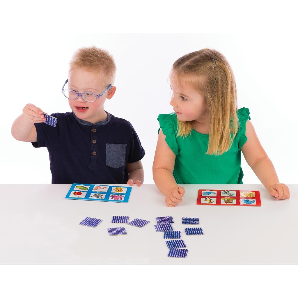 Trò chơi trí tuệ Alphabet Lotto - Orchard Toys giúp trẻ nhỏ học tiếng Anh bằng chữ cái và hình ảnh